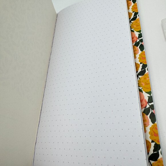 Crate Paper Floral Journal Cover With 2 Inserts Tassel Closure - Picture 14 of 16